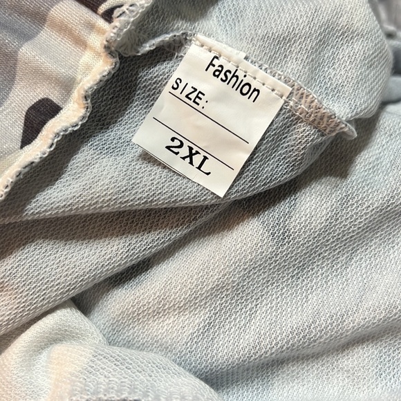 Camo white gray black light weight pant rolled cuff size 2XL
Terri cloth inside - Picture 4 of 5